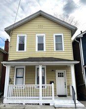 Building Photo - 210 N Bromley Ave