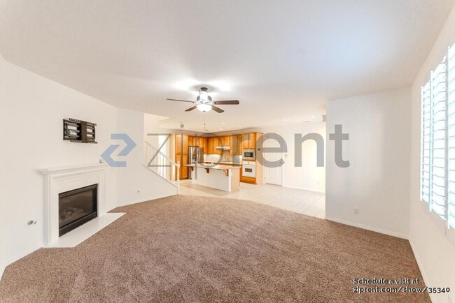 Foto del edificio - 221 W Pebble Creek Ln