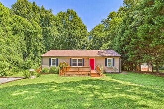 Building Photo - 111 Drewsbury Dr