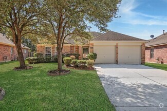 Building Photo - 26921 Kings Crescent Dr