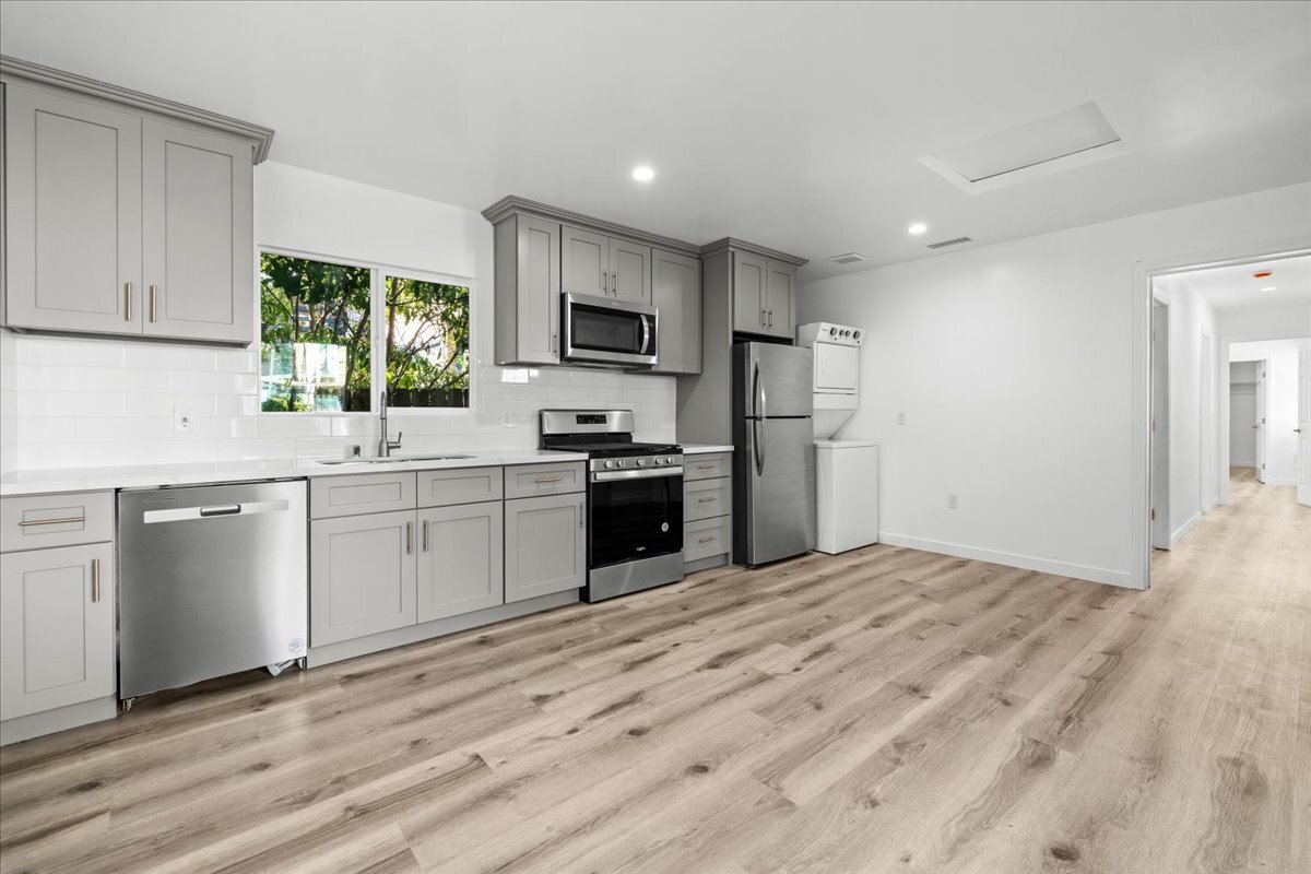 Foto principal - 4037 Madison Ave