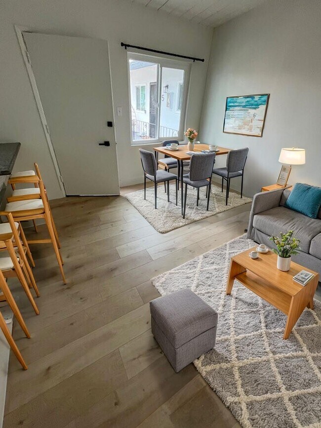 Building Photo - 25 Bennett Ave