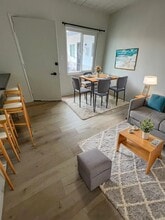 Building Photo - 25 Bennett Ave