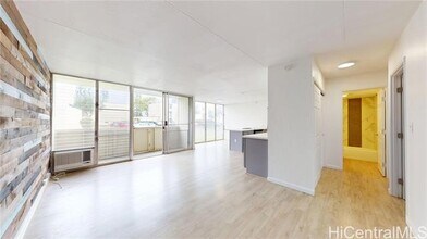 Building Photo - 95-021 Kuahelani Ave