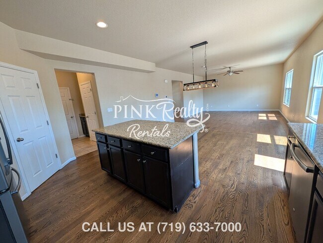 Foto del edificio - 6427 Marilee Wy