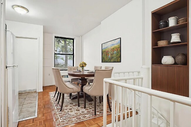 Foto del edificio - 323A E 89th St