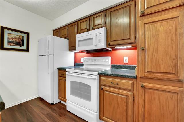 Building Photo - 2105 St Michaels Dr