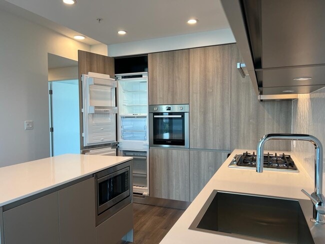 Building Photo - 3809 Evergreen Pl