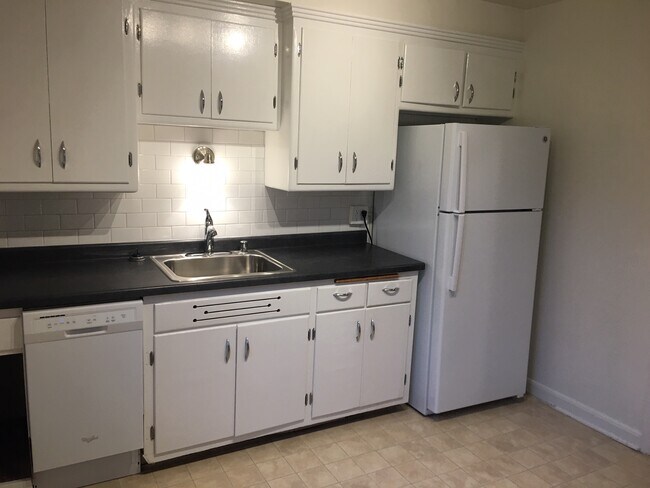 Foto del edificio - 512 -524 E Henry Clay St