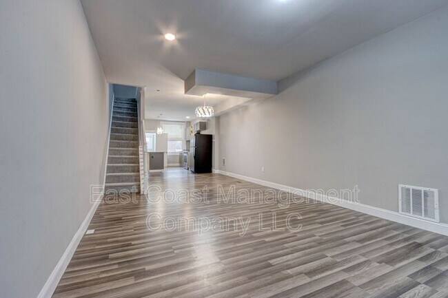 Building Photo - 1705 Poplar Grove St