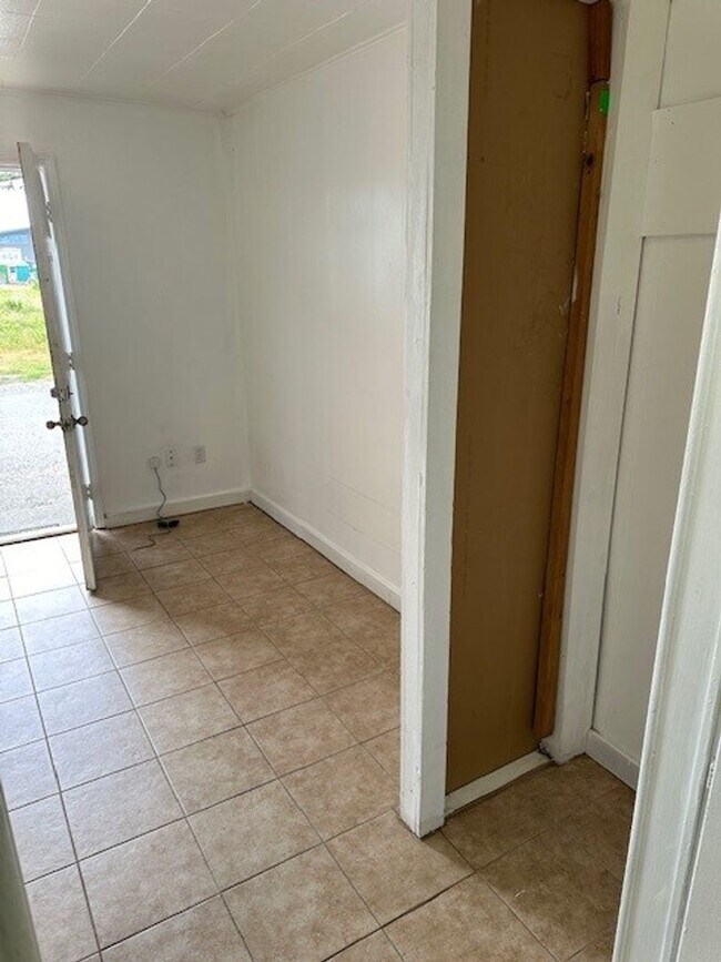 Foto del edificio - 679 Point Brown Ave NW