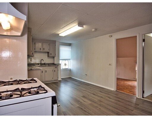 Foto del edificio - 1244 Pleasant St