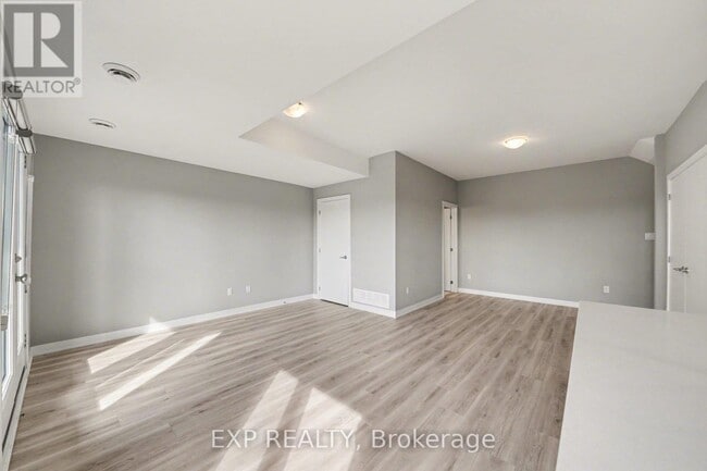 Photo du bâtiment - 511 Southfield Way