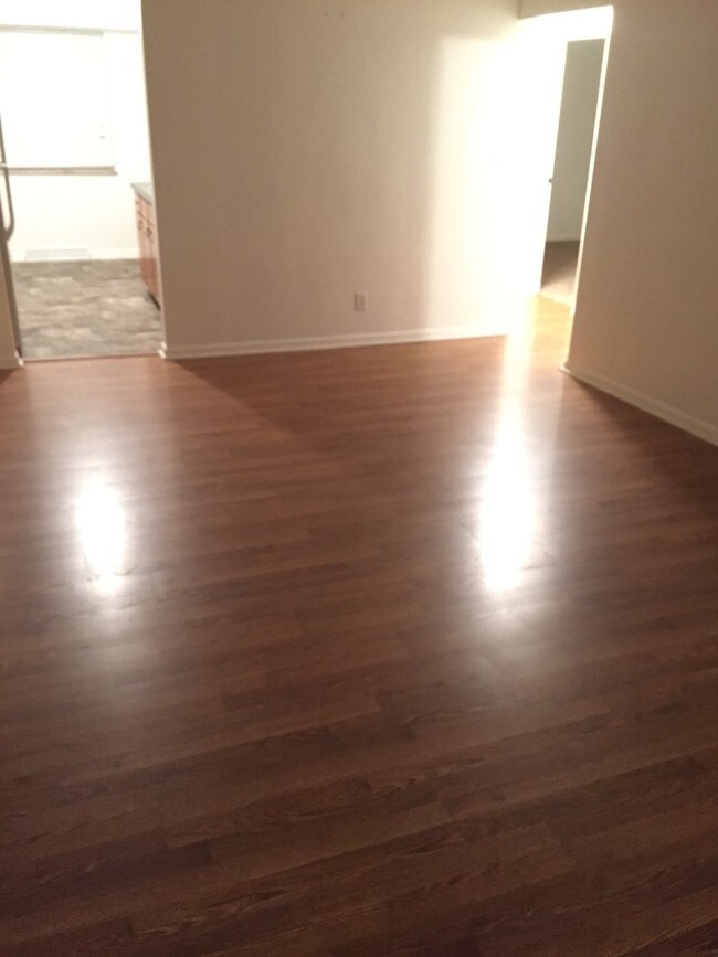 Foto del edificio - 212 E Oak Cliff Ct