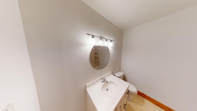 Foto del edificio - 1200 W Lawrence Ave