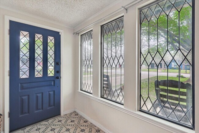 Foto del edificio - Amazing Historic 1940's Home in Original C...