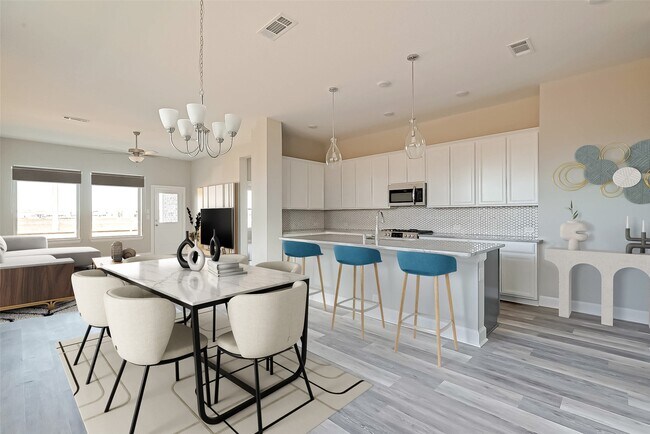 Building Photo - 23814 Pullin Market Dr