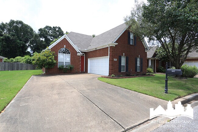 Building Photo - 387 Fountain Crest Dr