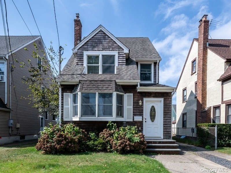 Primary Photo - 333 Wellington Rd