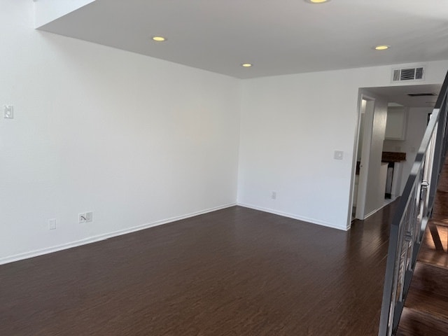 living room with high ceilings - 558 Evergreen St