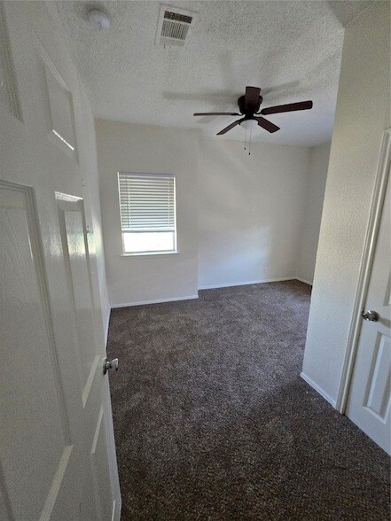 Foto del edificio - 3265 W Camp Wisdom Rd