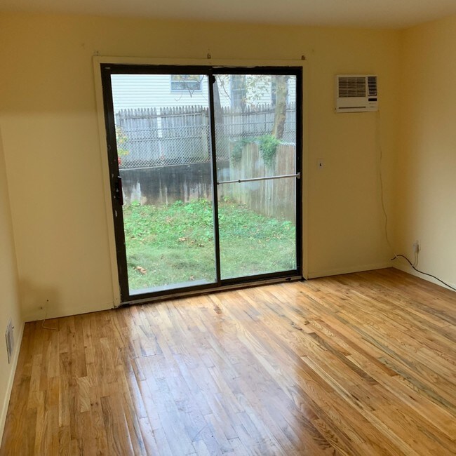 Foto del edificio - 85 Notre Dame Ave