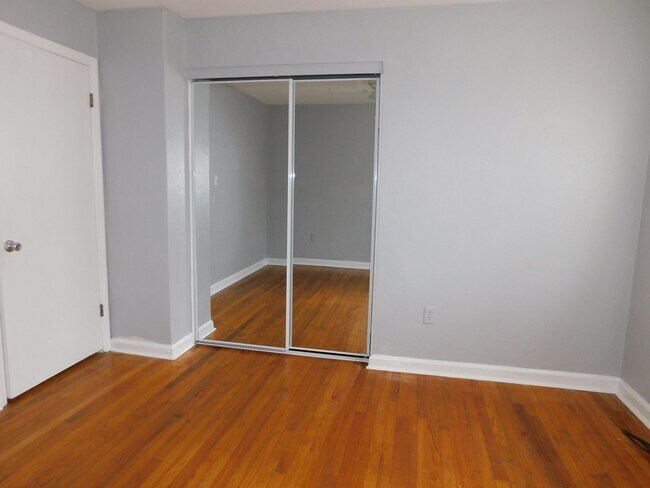 Foto del edificio - 507 NW 34th Ter