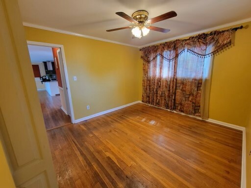 Building Photo - 4404 Medford Dr