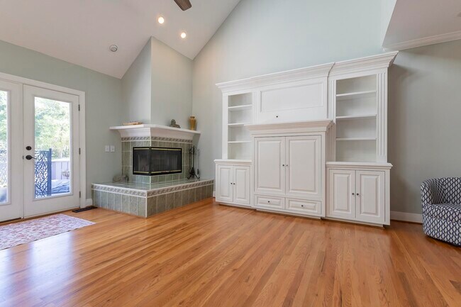 Foto del edificio - 133 Old Augusta Dr