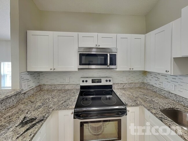 Building Photo - 12617 Parkbury Dr