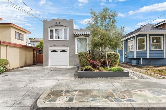 Foto del edificio - 1434 Paru St