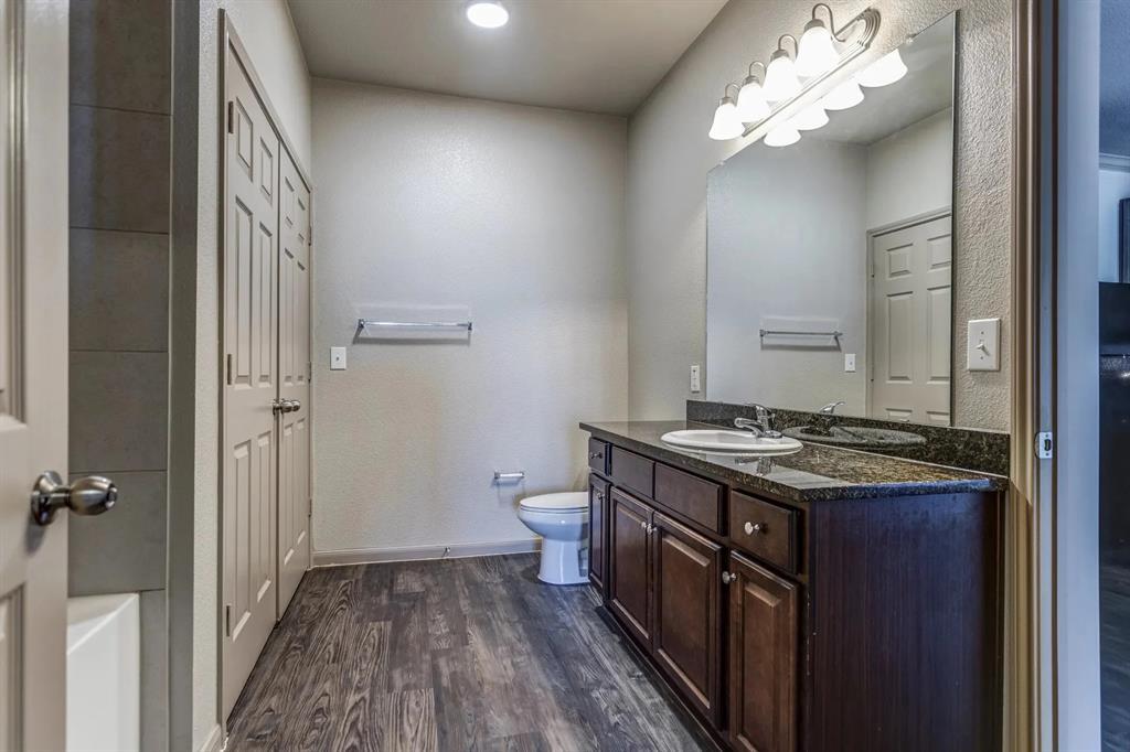 Primary Photo - 2120 Stephens Pl