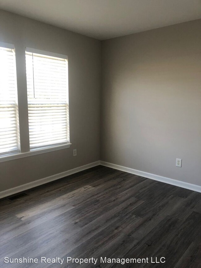 Building Photo - 3 br, 2 bath House - 205 Manning Way