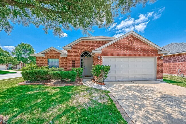 Foto del edificio - 758 Brushy Glen Dr