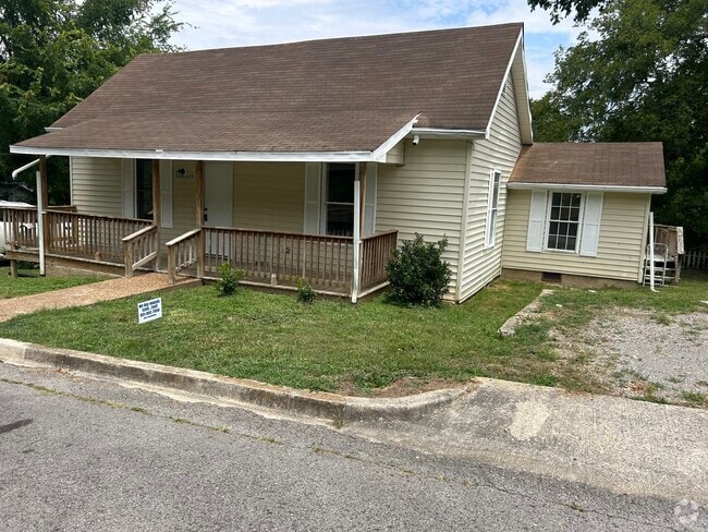 Building Photo - 129 Brookside Dr