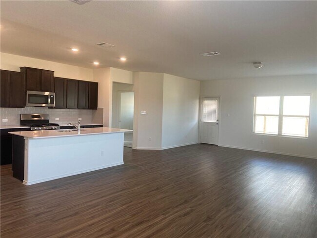 Foto del edificio - 21508 Quick Fox Dr