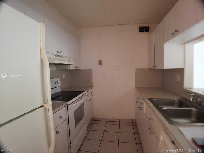 Foto del edificio - 10135 NW 9th St Cir