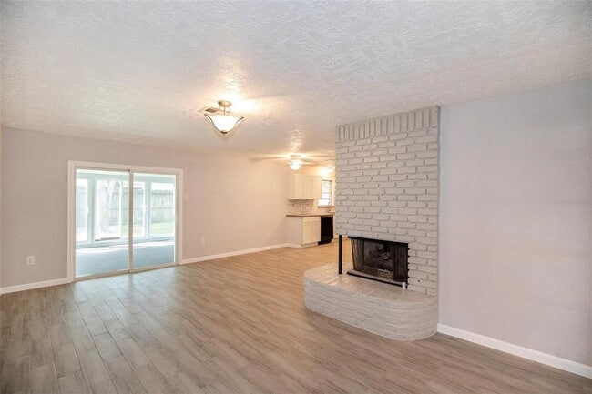 Foto del edificio - 10214 Tolman St