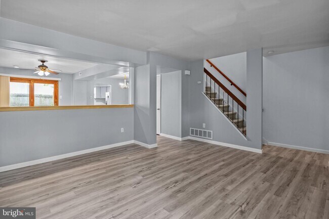 Building Photo - 5061 Sayer Ct