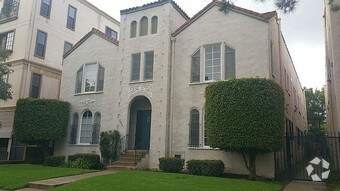Primary Photo - 123 N Swall Dr