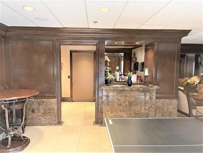 Foto del edificio - 3525 Sage Rd