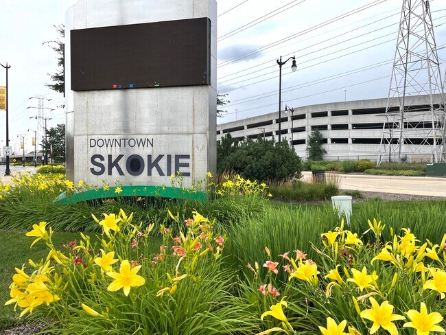 Foto del edificio - 8316 Knox Ave