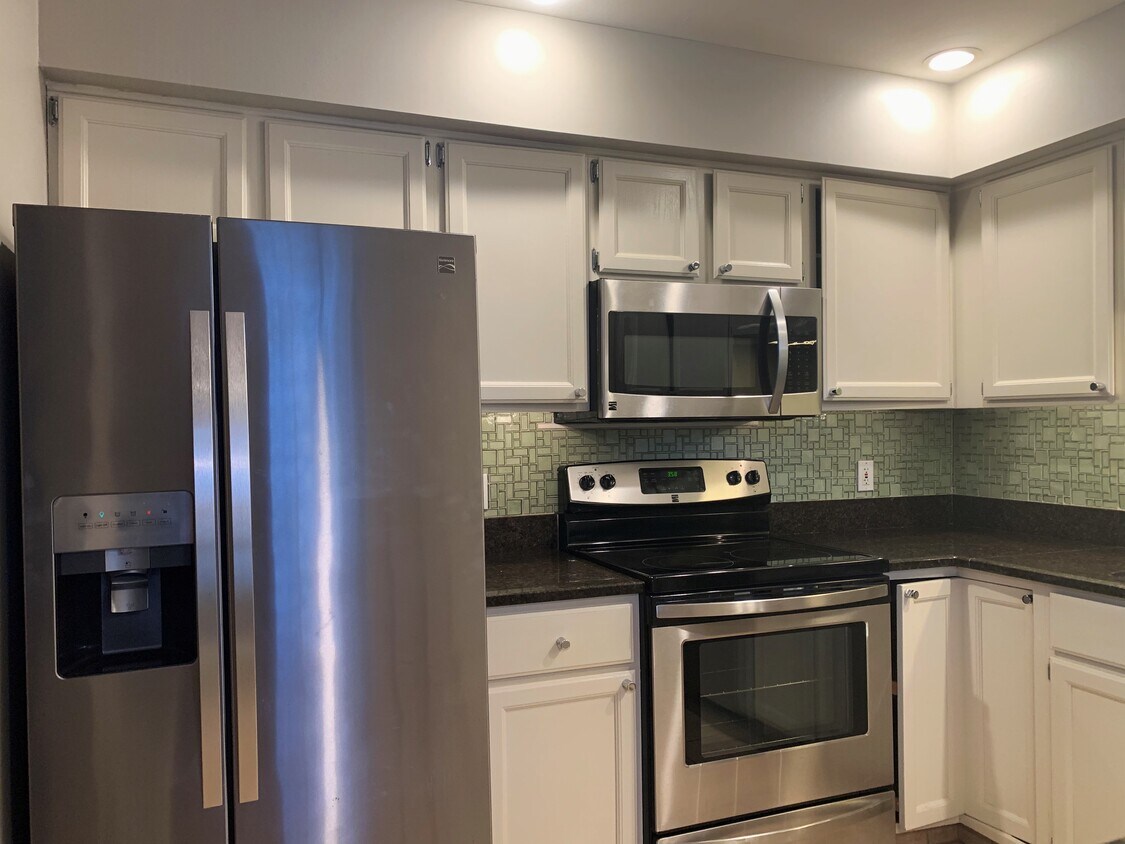 103 Valley Stream Cir Unit 103, Chesterbrook, PA 19087 Condo for Rent