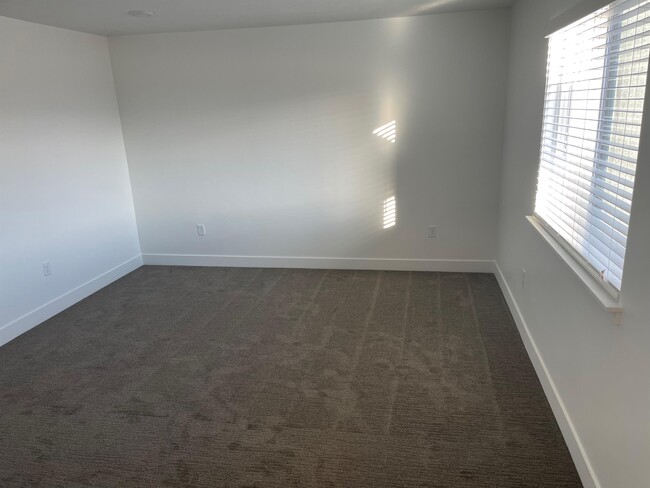 Building Photo - 4247 W Anasazi Park Ct
