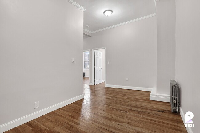 Building Photo - 2227 Pitkin Ave