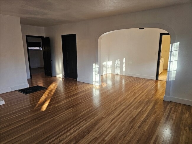 Building Photo - 811 #1 Don Diego Unit 1