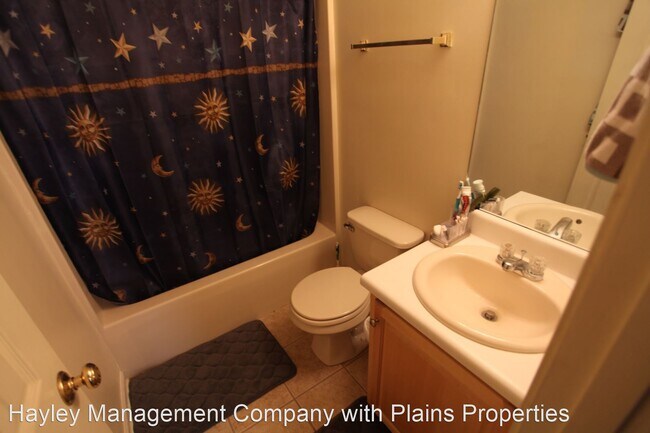 Building Photo - 3 br, 3 bath House - 678 Ethan Lane