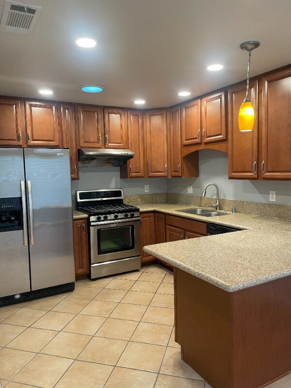 Primary Photo - 1328 Cuyamaca St