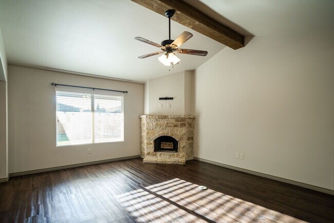 Building Photo - Pristine Home in South Lubbock!
