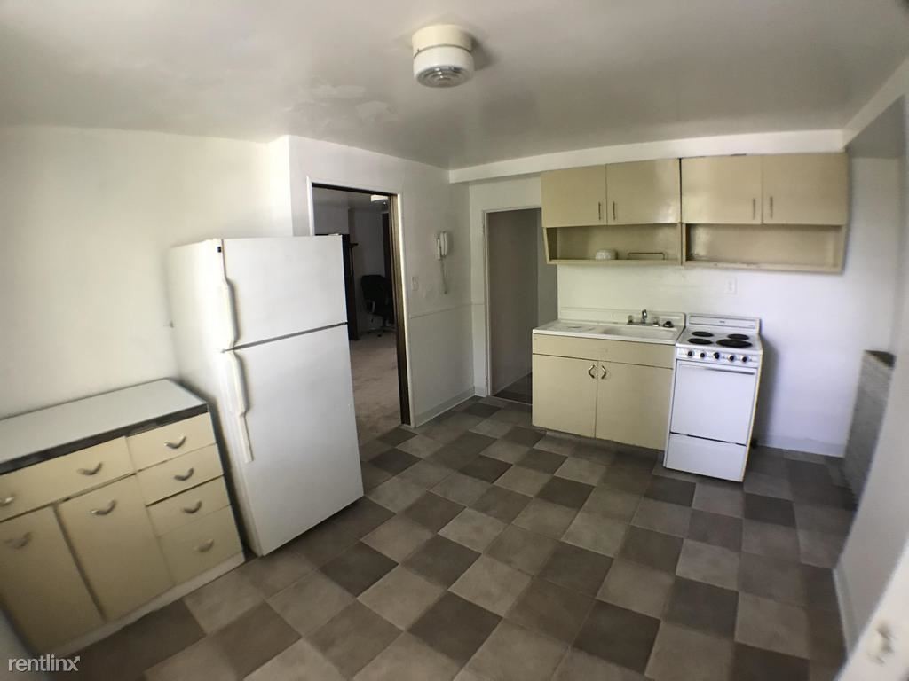 Primary Photo - 221 Morewood Ave